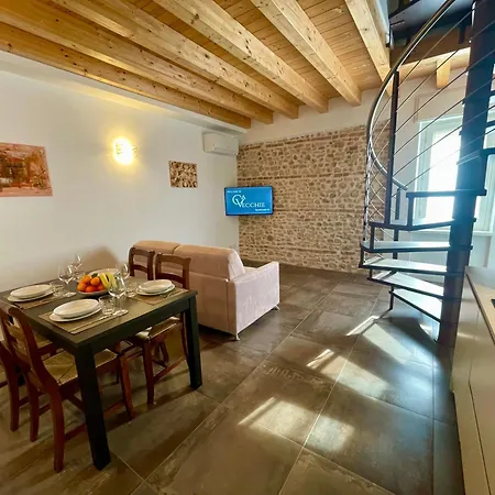 شقة Cavecchie Desenzano ديسينسانو ديل غاردا