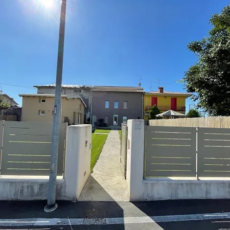 شقة Cavecchie Desenzano *